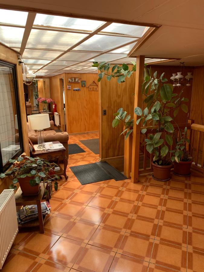 Hostal Espanol Coyhaique Ngoại thất bức ảnh